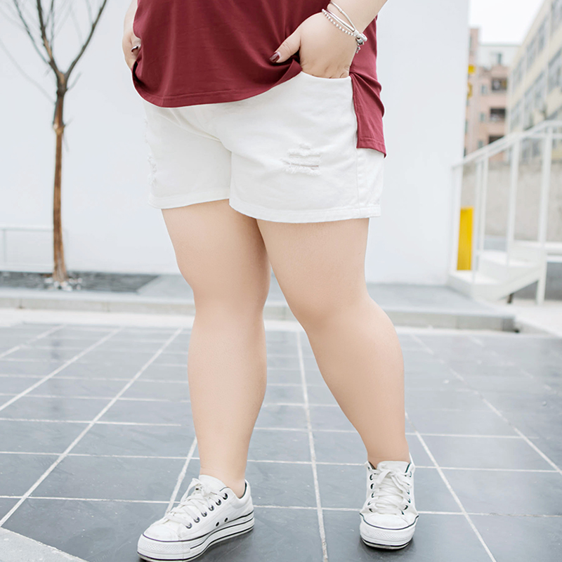 可俪轩大码女装2019新款夏装200斤休闲显瘦小短裤大码破洞短裤女在类目 女装/女士精品, 大码女装中 - 来自Buy2taobao.com提供专业的淘宝代购服务