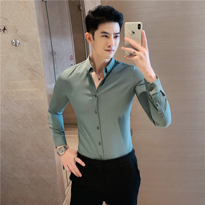 春季新款暗条纹长袖衬衫男士韩版潮流修身嫩绿色衬衣CS806/P58图片