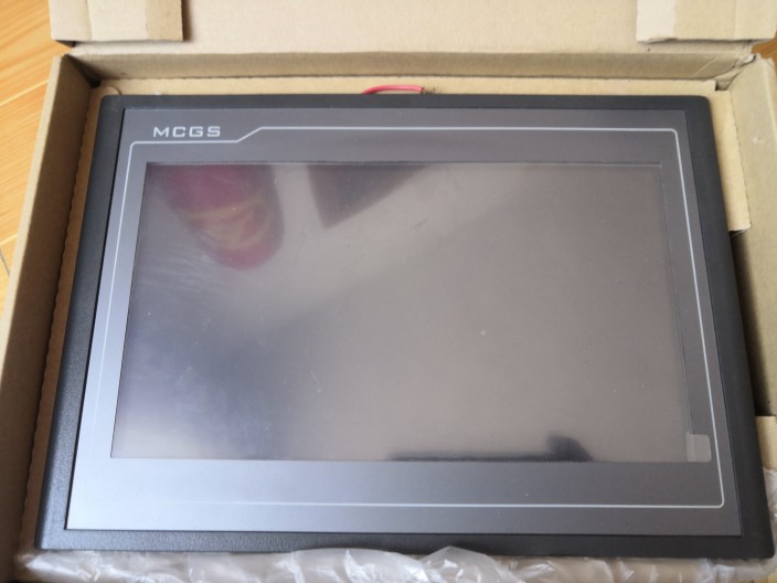 全新原装MCGS昆仑通态10寸触摸屏TPC1061Ti/TPC1061TX
