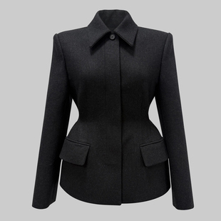 娃娃领毛呢西装外套女2025秋冬新款韩版收腰显瘦加厚羊毛高级西服