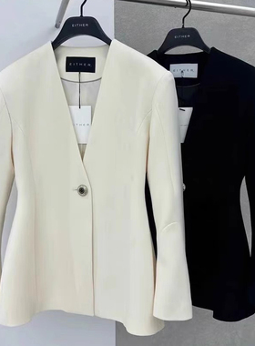2026春秋款韩版显瘦小西装外套女时尚气质高级炸街V领一粒扣西服