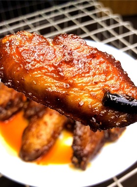 蒜香辣味可乐鸡翅甜辣味不喜勿拍中实物是对半切开的冷吃肉纯手工