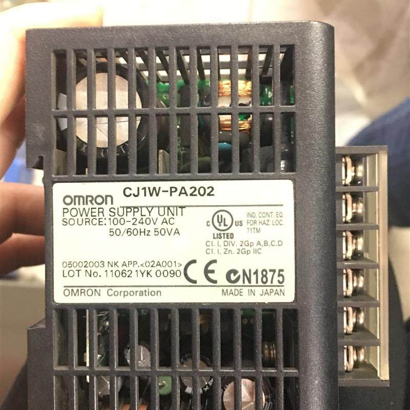 二手拆机成色新plc CJ1W-PA202质保3个月询价