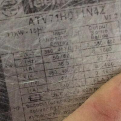 施耐德变频器 Altivar71 三相 11KW ATV71HD11N4Z 【全新无包询价
