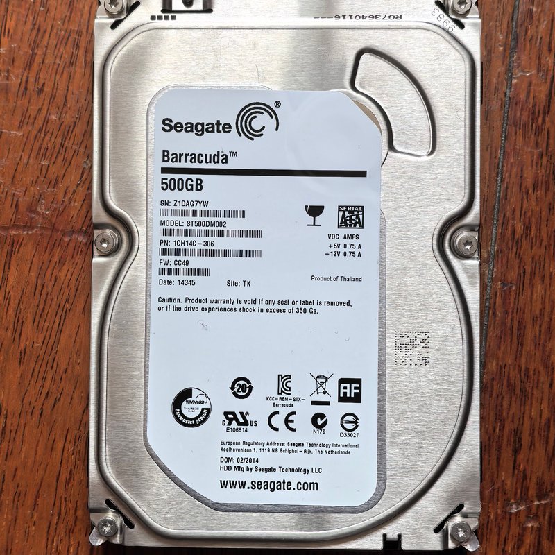 议价希捷500GB机械硬盘，3.5寸SATA接口，台式机下来