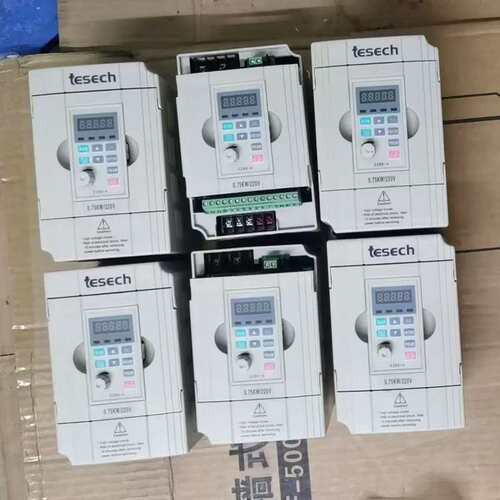 议价AC230V 0.75KW 台创变频器 成色漂亮 功能包好