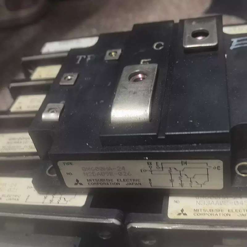 议价QM600HA-24 达林顿600A1200V 白金机模块