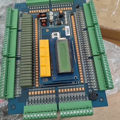 议价珠江电梯主板FA0211，品，成色如图，主板完整无修