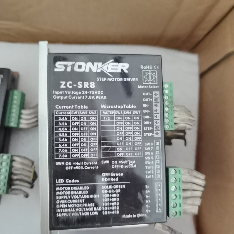 议价zc-sr8,成色不太好,外壳有退色,功能正常!