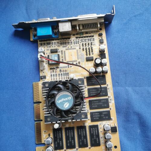 议价Force4 MX440显卡，8X 64MB，正常好用