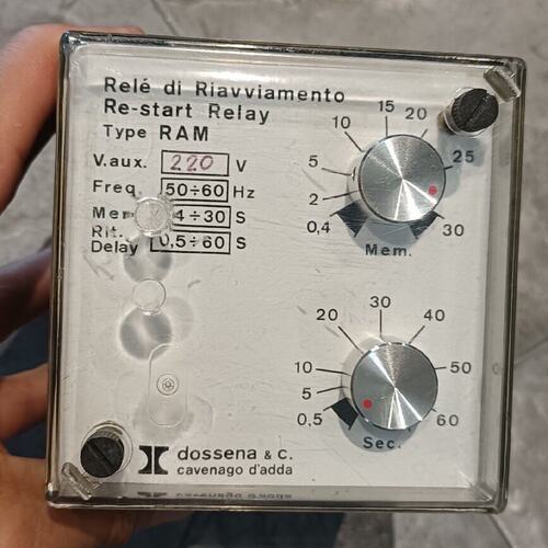 议价DOSSENA＆C 意大利继电器RAM 30/60，成色