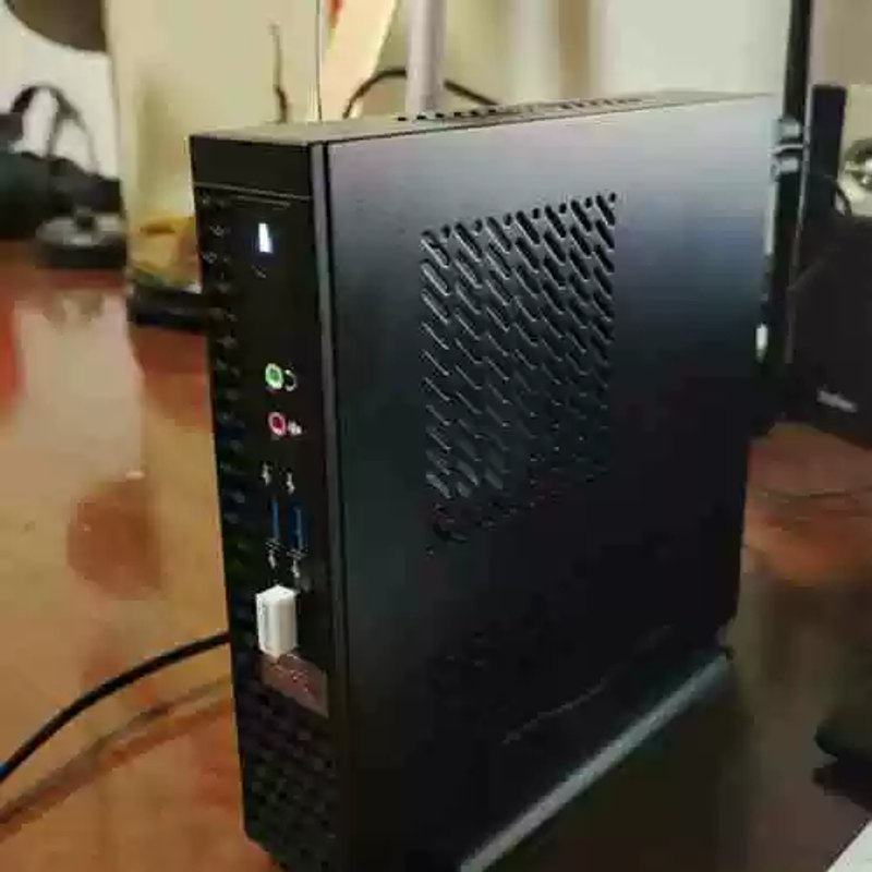 议价i5九代独立显示卡主机,i5 六核,16g四代。