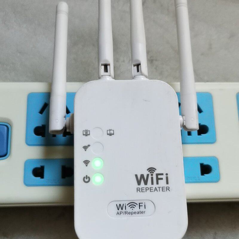 议价WiFi信号增强器，白色款，型号YG500，几乎 fts
