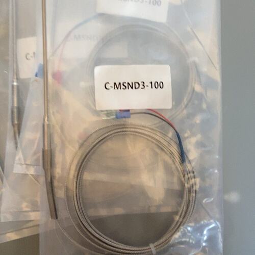 议价热电偶探头，型号C-MSND3-100，未拆封。有需要的