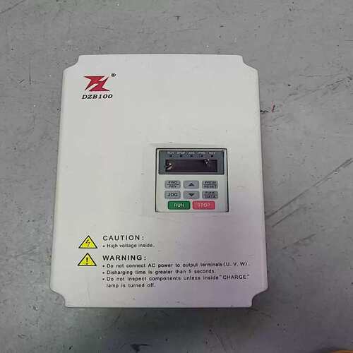 议价变频器3.7KW DZB100PP0037L4A 拆