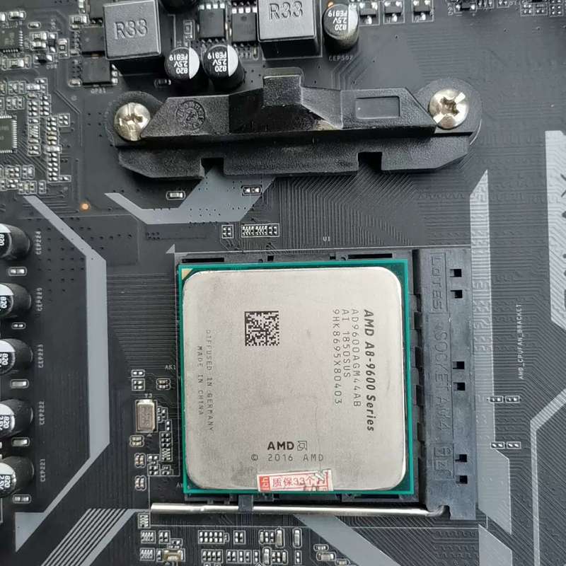 议价影驰A320M龙将主板+CPU A8-9600套装,带原
