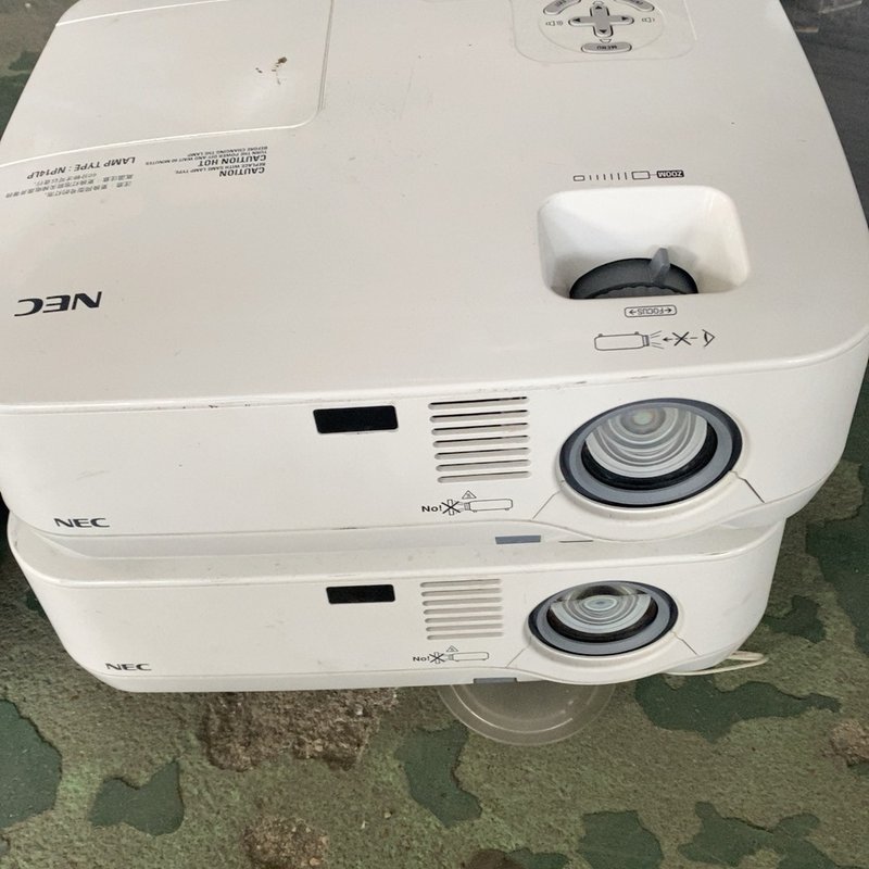 议价.NEC np510c 投影仪,一切正常,,图片实物