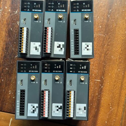议价IOT-WL210DB 功能包好，品相如图，标价包邮，优
