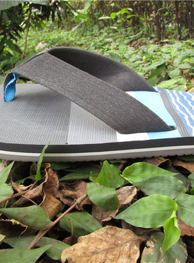 社区47 48 49 50轻便沙滩鞋宽版男鞋蓝色加大号人字拖夏季单鞋