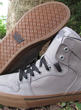 2023年透气布面灰色流行男鞋46 47 48学生板鞋高帮鞋平底鞋清仓