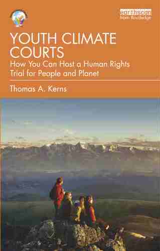 预售 按需印刷 Youth Climate Courts