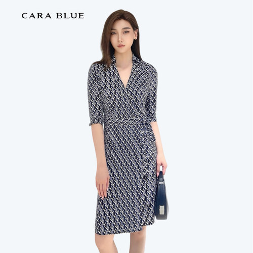 喀啦CARABLUE 气质百搭收腰显瘦V领裹身连衣裙 KC241PWO0026