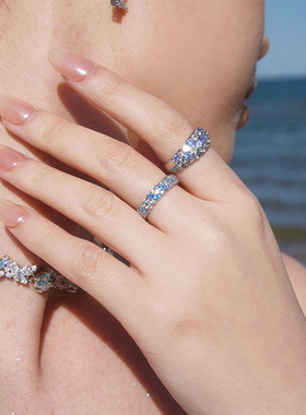 《繁花》天空蓝锆石满镶戒指