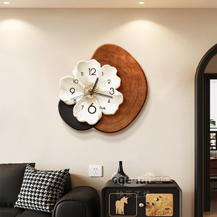 钟表2025新款挂钟客厅轻奢高档中古风时钟挂墙高级感表花卉寓意好