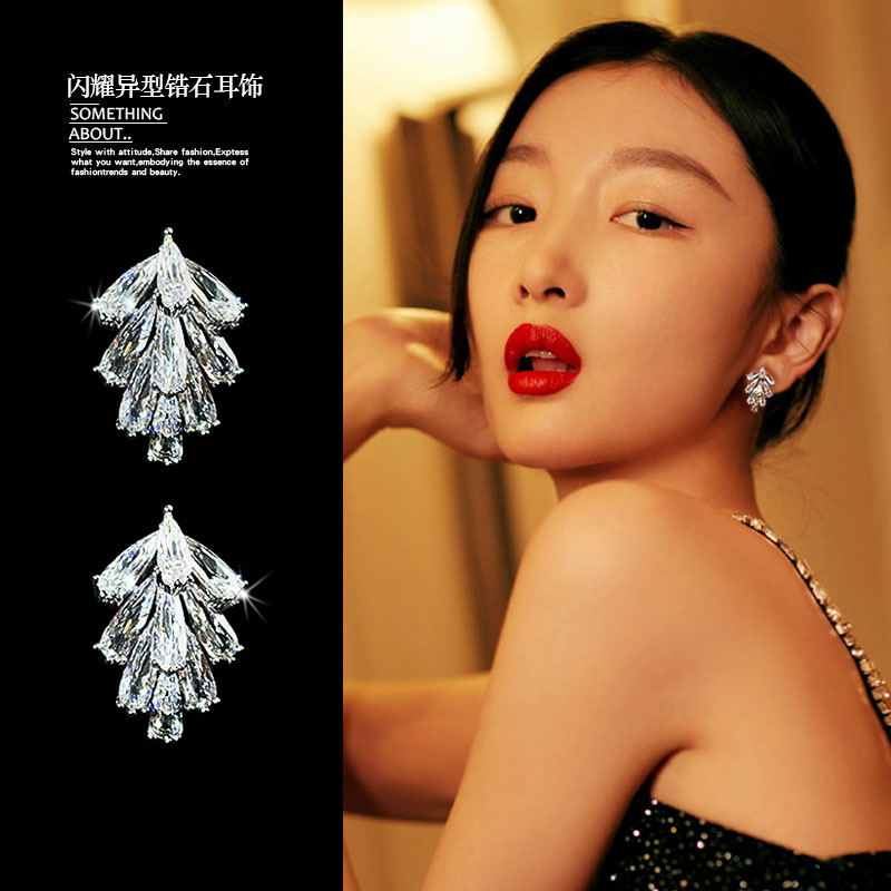 轻奢气质闪耀锆石无痛耳夹女无耳洞新娘结婚礼服高级感无洞夹耳环