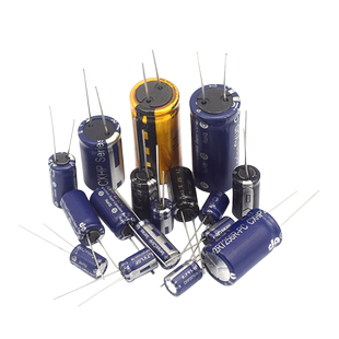 法拉电容2.7V 1/2/3.3/4.7/5/6/7/8/10/15/25/30F R型 双层电容器