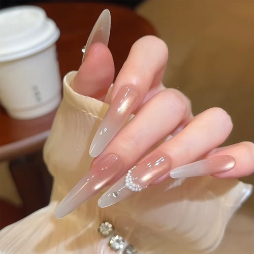 【Lilynail凝脂流光】纯手工穿戴甲中长款新娘结婚美甲贴拍婚纱照