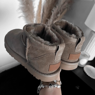 桑坡村雪地靴雷云色女2026春季新款羊皮毛一体加绒保暖雪地棉鞋男