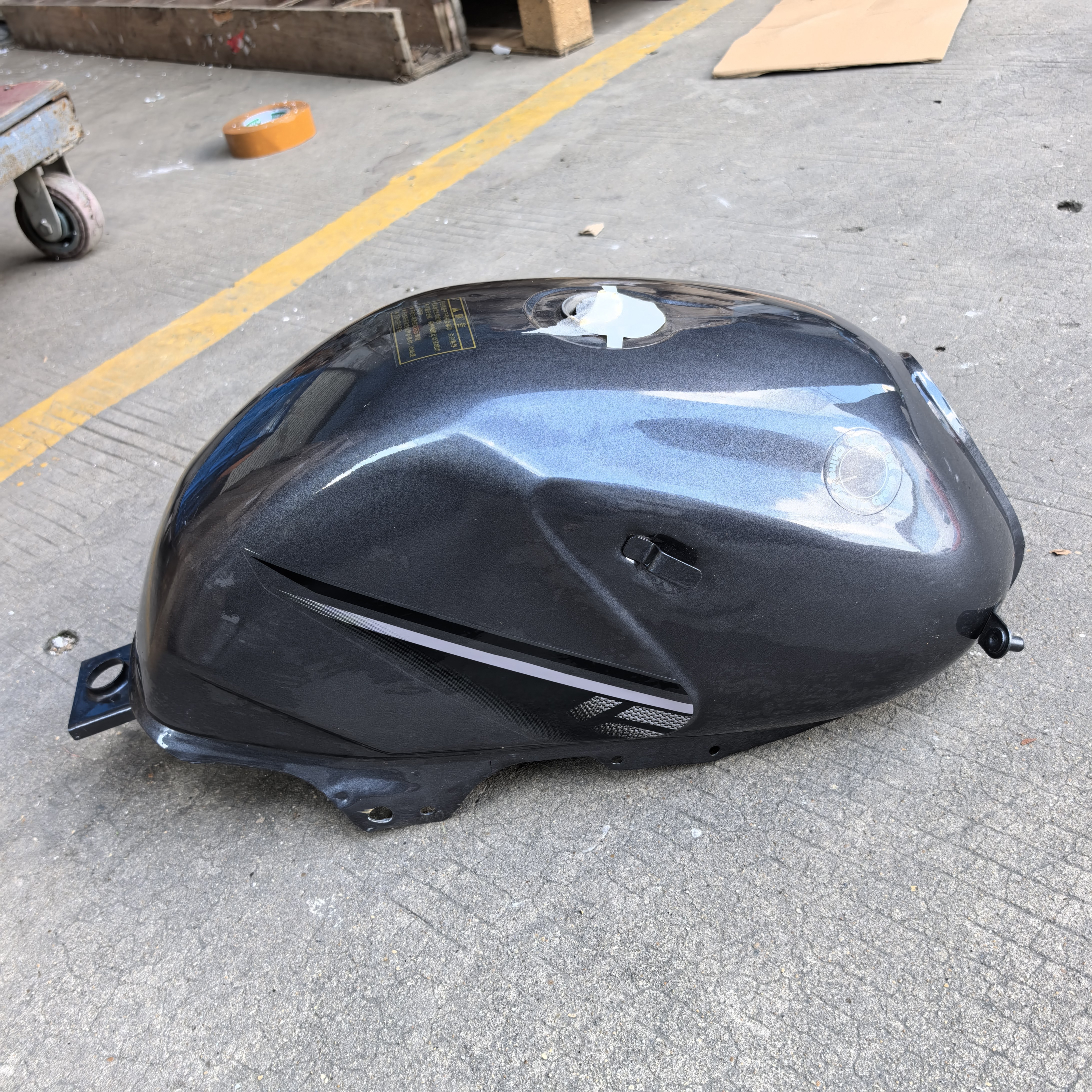 设田达原厂摩托车配件TD125-43田格天剑k国三油壶油桶油箱