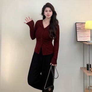 套装 百搭捏褶设计感V领上衣羊绒大衣灯芯绒阔腿裤 2024秋冬新款