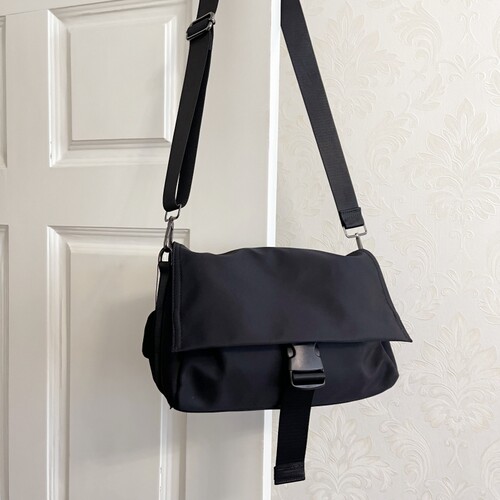 防水牛津布单肩斜挎女包时尚休闲