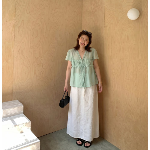 Q了个T大码女装微胖mm独特减龄漂亮巨好看显瘦遮肚时髦高级感套装