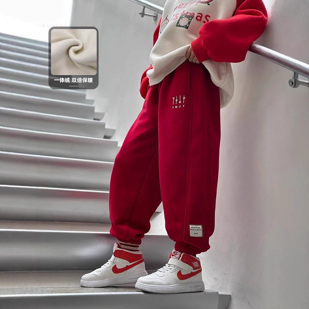 洋气加绒休闲裤子秋冬2024新款男女童一体绒喜庆红色运动裤冬季