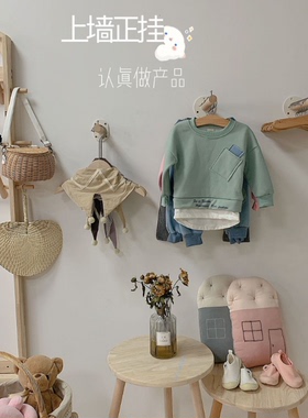 北欧ins韩风服装店展示架上墙壁挂衣架儿童房实木货架陈列挂衣杆