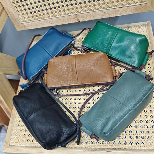 真皮品牌专柜单肩简约百搭女小包