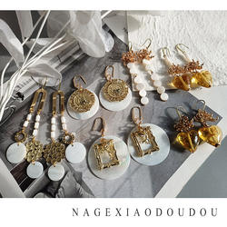 T15复古度假风天然白贝母原片金属相框天使爱心菊花流苏新娘耳钩