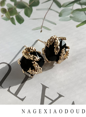 D67复古轻奢黑色玻璃切割面设计感缠绕麦穗优雅大气银针耳钉