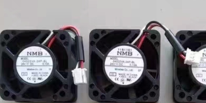NMB DC24V04020VA-24P-BL安川7系列SGD7S-5R5/7R6A驱动器专用风扇