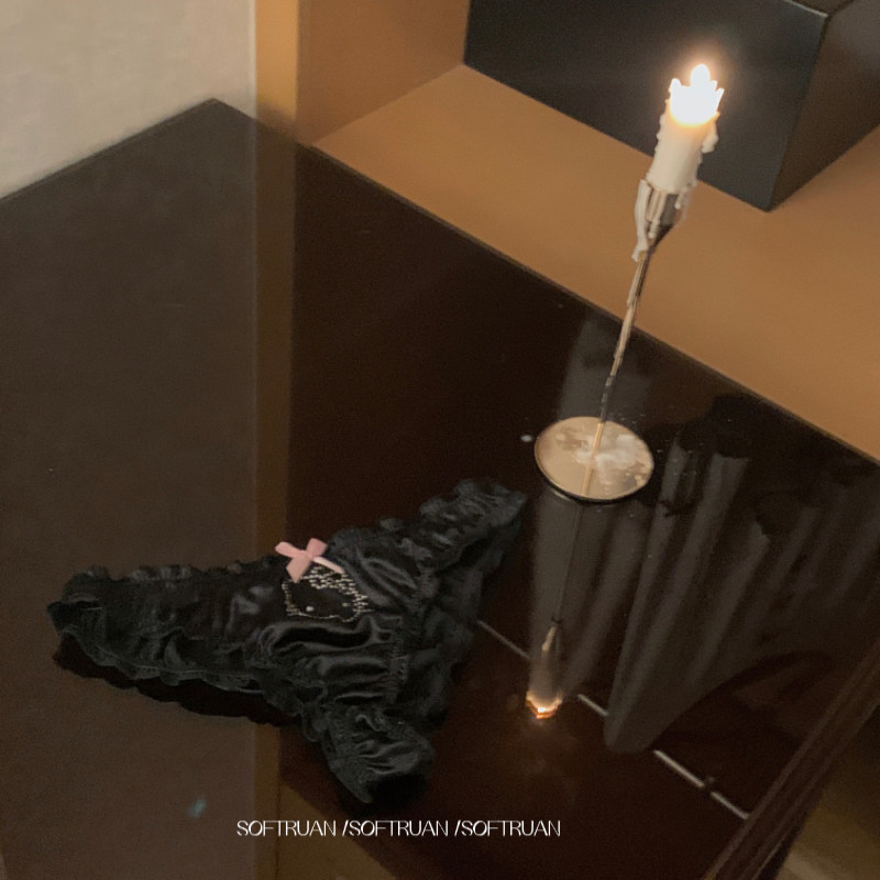 tearosee 闪钻KT 色丁三角低腰性感少女约会诱惑丁字内裤