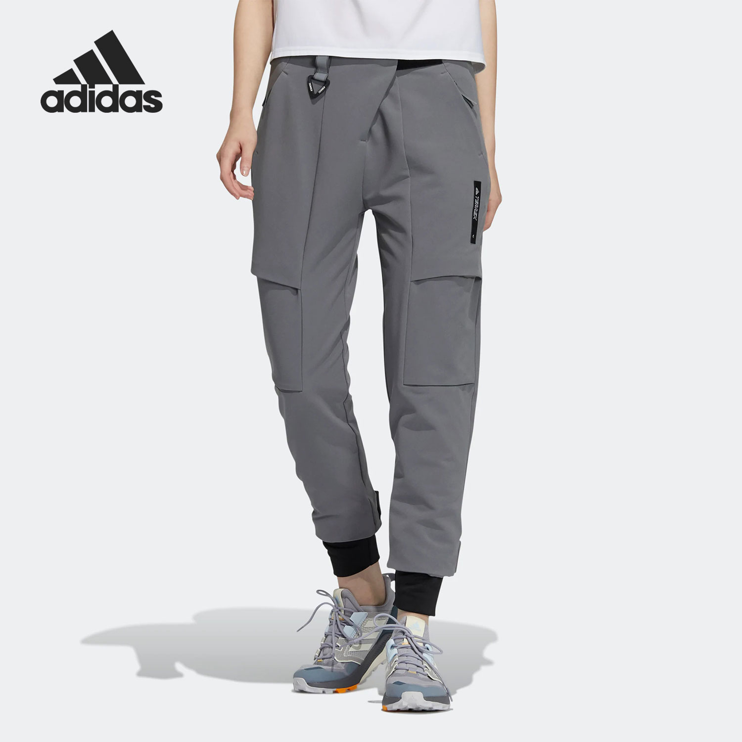 Adidas/阿迪达斯女子户外长裤