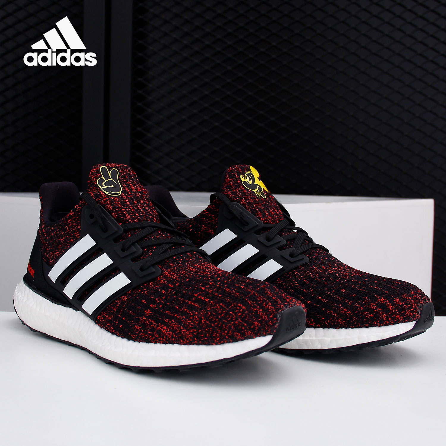 Adidas/阿迪达斯正品 ULTRA BOOST 4.0 DISNEY男女跑步鞋 FX7796