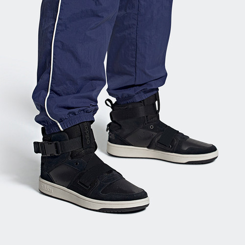 休闲板鞋Adidas/阿迪达斯中帮