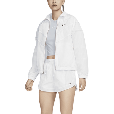 耐克女士宽松防晒梭织外套