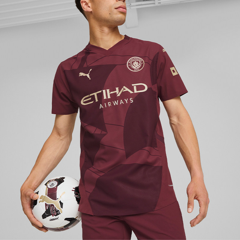 Puma/彪马正品轻盈休闲新款男士V领足球时尚潮流运动透气短袖T恤