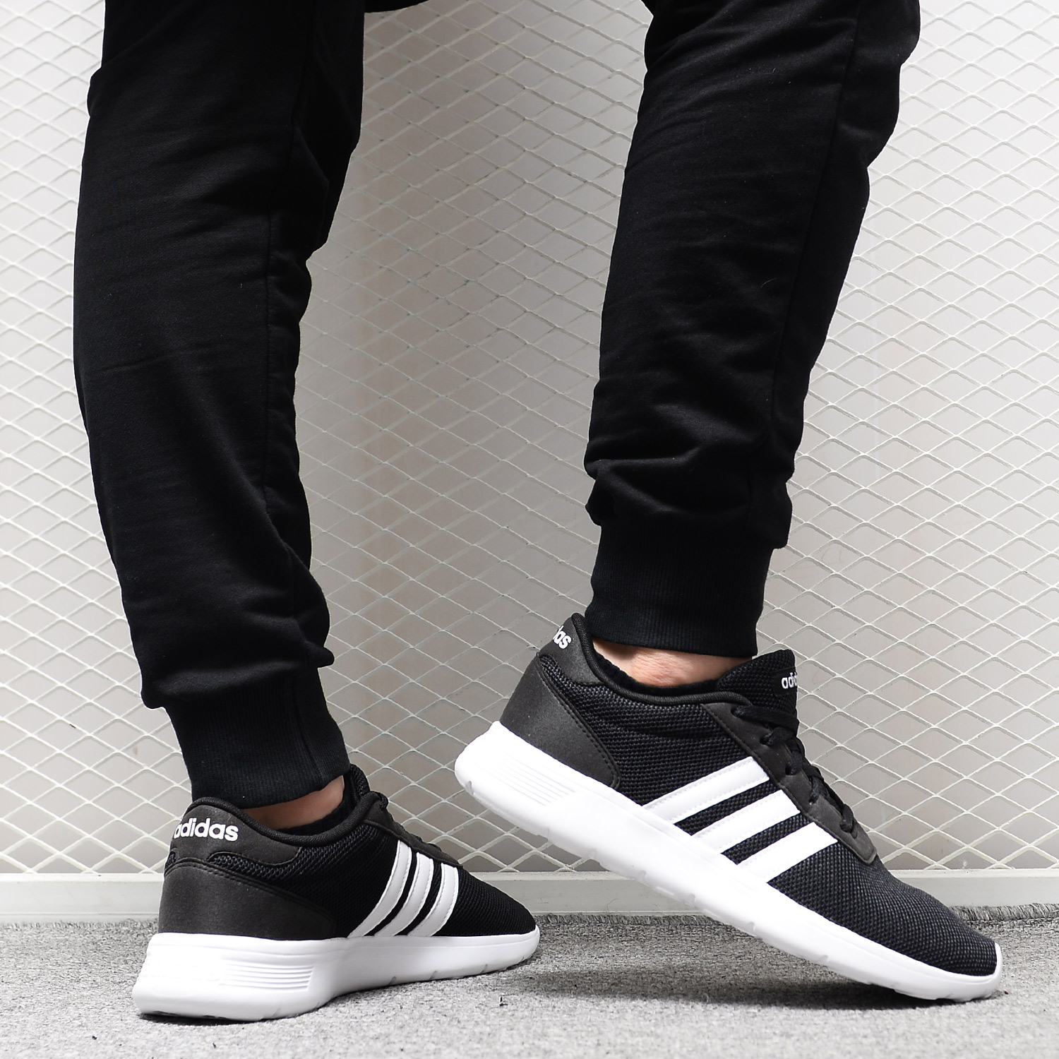 阿迪达斯正品男女轻便运动休闲鞋