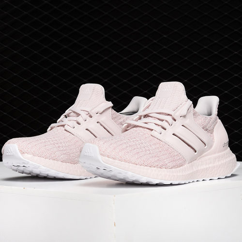阿迪达斯UltraBoost男女跑步鞋